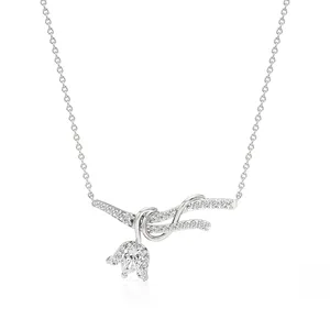 สร้อยคอจี้เพชรรูปดอกบัวเซเรนรา - Product Image 4