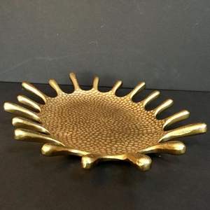 ถาดเสิร์ฟโลหะสำหรับตกแต่งทันสมัยสำหรับเสิร์ฟเครื่องดื่มขนมอบหรือใช้เป็นถาดสำหรับจัดระเบียบห้องที่มีสไตล์ - Product Image 4