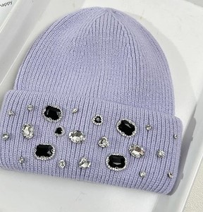 Gorro de Invierno de Moda al por Mayor para Mujer, Gorro de Punto Cálido de Acrílico de Alta Calidad, Gorro con Cristales de Diamantes Brillantes - Product Image 4