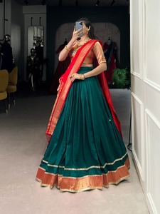 Vêtements occasionnels en soie Vichitra avec tissage Zari Lehenga Choli Fabricant et fournisseur de Surat à bas prix - Product Image 2