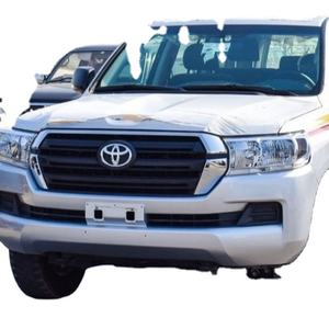 Berline 2020 AWD, Moteur Essence 8L, Sièges en Cuir, Régulateur de Vitesse Adaptatif, Pneus R18, Intérieur Clair, Toit Panoramique Gauche, Vue 360° Arrière - Product Image 1