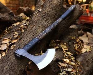 Vente en gros Personnalisé Qualité supérieure OEM ODM Service Hache de camping Viking en acier au carbone avec manche en bois de frêne et étui en cuir - Product Image 3