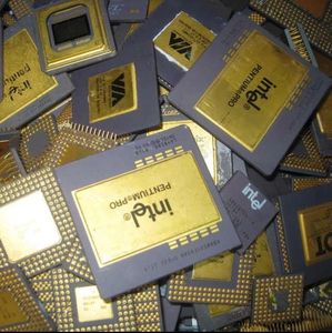 ซีพียู Intel I486 DX2 ราคาประหยัด ชิ้นส่วนอิเล็กทรอนิกส์รีไซเคิล ดีไซน์ขาแบบสี่เหลี่ยมสีทอง - Product Image 4