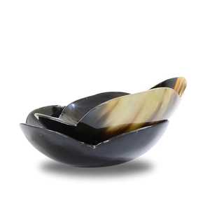 Cuenco para servir de cuerno de búfalo natural de alta calidad hecho a mano para rituales de cuidado personal y hogar consciente a precio mayorista de HF CRAFTS - Product Image 5