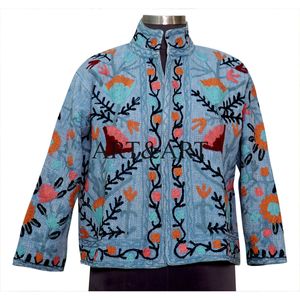 Veste décontractée pour femme en coton indien Suzani brodé matelassé pour l'hiver, tissu tricoté fait main, couleurs et tailles personnalisables - Product Image 1