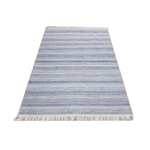 Acogedoras alfombras peludas con hermosos diseños bordados y detallados para la máxima comodidad - Product Image 3