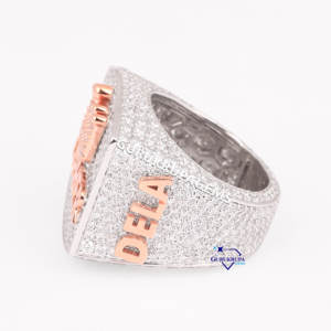 Anillo Hip Hop para hombre en plata de ley 925 cultivado en laboratorio con diamantes de corte redondo de claridad VVS para fiesta de compromiso de boda - Product Image 4