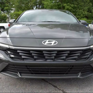 Hyundai Elantra SEL 2024 Estándar, Disponible para la Venta - Product Image 1