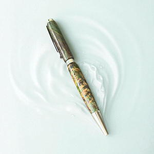 Bolígrafo Promocional Personalizado Hecho a Mano HHPEN AMT-425 con Ancho de Escritura de 0.7 mm, Acabado en Madera de Burl Color Café, para Uso en Oficina y Escuela - Product Image 1