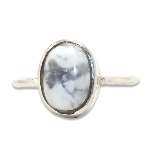 แหวนพลอยสีขาวเงินสเตอร์ลิง925ทันสมัยทำมือปรับแต่งเครื่องประดับงานปาร์ตี้แหวนเงิน Howlite ล่าสุดของผู้ผลิต - Product Image 1