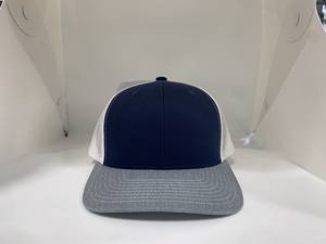 Venta al por mayor de tres colores personalizados lisos 6 paneles gorras de camionero Venta caliente al aire libre gorras de color personalizado con bajo MOQ en fábrica de Vietnam - Product Image 5