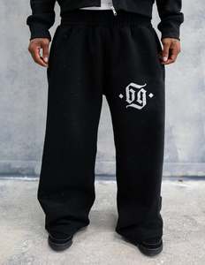 Ensemble survêtement homme personnalisé 100% coton lourd avec logo imprimé sur toute la surface et strass, sweat-shirt et pantalon de survêtement - Product Image 2