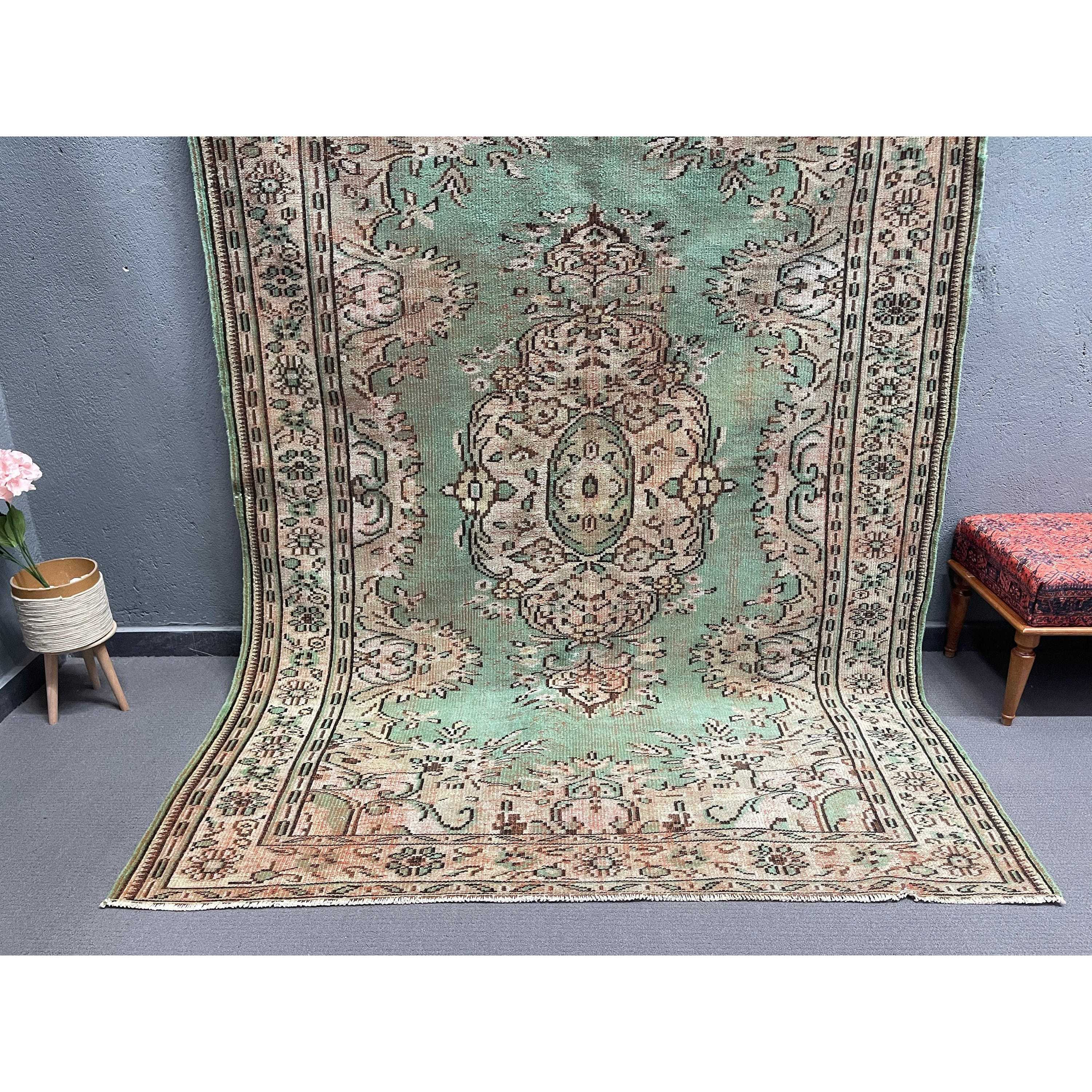 สีเขียว