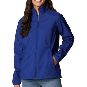 Proveedor OEM, chaqueta de carcasa blanda para mujer, transpirable, a prueba de viento, resistente al agua, para exteriores, con logotipo personalizado - Product Image 1