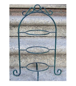 Durable handcrafted wrought iron metal <b>plate</b> stand with scroll pattern <b>for</b> supporting artwork dishes or <b>display</b> <b>plates</b> - Product Image 3