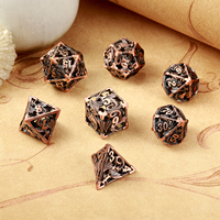 Ensemble de dés en métal creux en gros pour D&D, 7 dés en bronze avec coffret cadeau en métal pour le jeu DND Donjons et Dragons