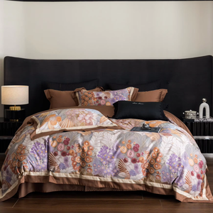 OEM/ODM, 100% coton, impression numérique, 4 pièces, housse <span class=keywords><strong>de</strong></span> <span class=keywords><strong>couette</strong></span> <span class=keywords><strong>de</strong></span> luxe à bordure large, drap <span class=keywords><strong>de</strong></span> lit doux et respirant pour hôtel, ensemble <span class=keywords><strong>de</strong></span> literie pour la maison - Product Image 1