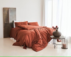 Juego de Funda Nórdica Antiestática de Lino Puro 200TC Personalizado, 3 Piezas, Rojo Ladrillo - Hilo Sólido Lavado, para Tamaños King/Queen, Hogar, Hotel, Hospital - Product Image 3