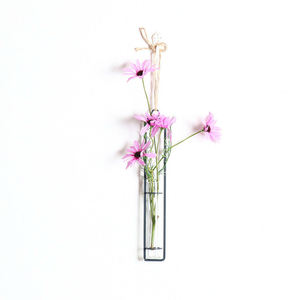 Centro de Mesa Moderno de Hierro y Vidrio con Cinco Tubos - Product Image 4