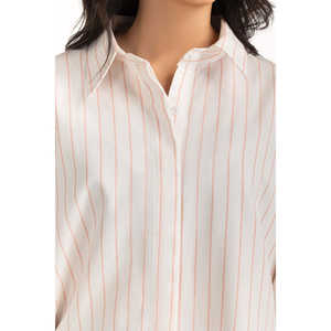 เสื้อเชิ้ตผ้าป๊อปลินลำลองสำหรับผู้หญิง ปกเสื้อแบบอสมมาตร ปักลายเรขาคณิต ประดับลูกไม้และเลื่อม เหมาะสำหรับใส่ทำงาน ไซส์ XL 4XL รุ่น WM-CS-SS25-517 - Product Image 1