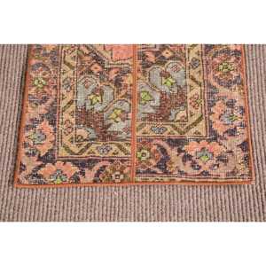 Alfombra Turca de Lana Roja Vintage de 1.6x2.5 pies, Alfombra Oriental con Respaldo de Látex Ecológico - Product Image 5