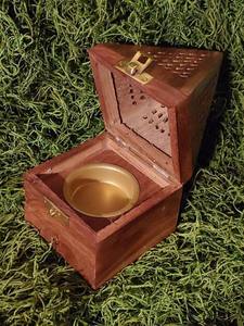 Brûleur d'encens en bois de résine avec support de bâton d'attrape-cendres en forme de cône support d'encens parfumé pour un usage religieux emballé dans des boîtes - Product Image 3