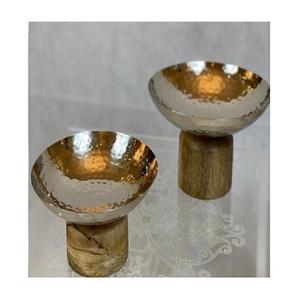 Ensemble de 2 bols décoratifs de tailles différentes, forme ronde, couleur or et blanc, bols à servir pour chocolats en Inde - Product Image 3