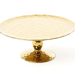 Support à gâteau décoratif sur mesure, équipement de fête de luxe, célébration, qualité durable, support à gâteau doré - Product Image 1