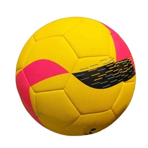 Ballon de handball professionnel personnalisé en PU/PVC du Pakistan pour entraînement et match, avec logo, couleurs et tailles sur mesure, vente en gros OEM - Product Image 4