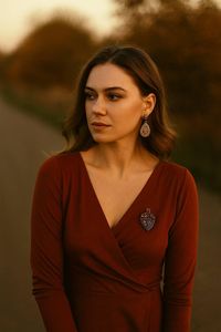 Broches de Cuentas Hechos a Mano por Diseñadores - Accesorios de Alta Calidad, Color y Forma Personalizados, Estilos Modernos/Tradicionales/Antiguos, Regalo para - Product Image 2