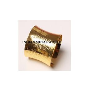 Rond de serviette de forme ronde martelé de qualité supérieure mariage et fêtes rond de serviette en métal pour toute occasion décor de table à bas prix - Product Image 2