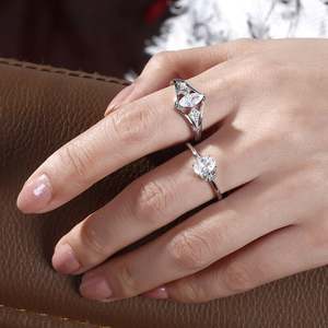แหวนเงินสเตอร์ลิงประดับเพชรเจียระไนทรงมาร์คีส์จาก Jeulia Milgrain - Product Image 4
