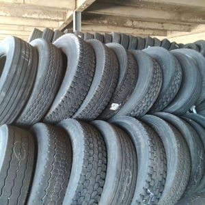 Pneus usagés en gros pour concessionnaires automobiles et camionnières - Vente en gros - Product Image 1