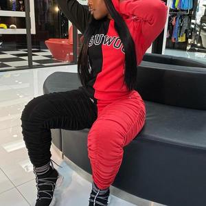 Ensemble de survêtements personnalisés 100% en coton épais pour femmes 2 couleurs avec sérigraphie personnalisée coupe-vent graphique personnalisé Ayat Export - Product Image 1