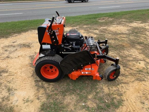 Tondeuse autoportée commerciale Kubota SZ26-52 2026 avec lame rotative de 51 pouces, moteur essence autopropulsé, à vendre - Product Image 4