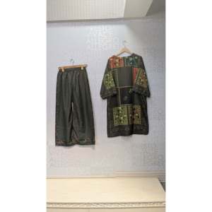 ชุดเซ็ตเสื้อผ้าโบฮีเมียนเครปฟิวชั่นดิจิตอล รุ่น SL00247-3/4 แขนยาว-ราคา $1849 - Product Image 6