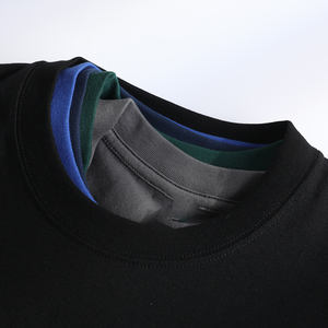 Camiseta blanca de manga corta para hombre con diseño de logotipo personalizado OEM, algodón peinado pesado transpirable de color sólido suelto de 230G para - Product Image 3