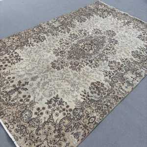 Vintage 5.7x9 ft Turkish <b>Wool</b> Rug Eco-Friendly Patchwork Design with <b>Brown</b> Plants & Trees Latex Backing - Product Image 2