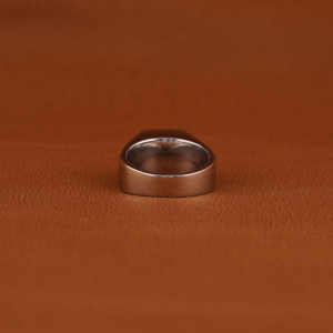 Alianza de boda de diamante cultivado en laboratorio de corte redondo de oro macizo de 14K para hombre, accesorio de joyería único de estilo clásico personalizable a la moda - Product Image 3