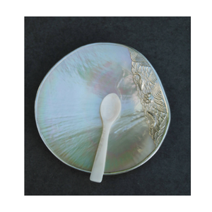 Plat en nacre fabriqué à partir de coquillages de l'océan pour servir de la cuisine élégante et vaisselle décorative Vietnam - Product Image 4