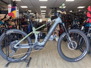 Vélo électrique tout-suspendu Cube Stereo Hybrid 160 HPC Race 750 E-MTB 29'' avec moteur Bosch - Product Image 3
