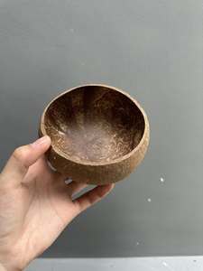 À utiliser pour servir des aliments avec un bol en coquille de noix de coco avec une cuillère/des bols en noix de coco Vietnam Matériau entièrement naturel et écologique pouvant être emballé sur mesure - Product Image 5