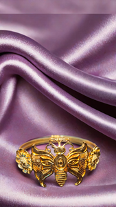 Bague de prix raisonnable avec plaqué or 22 carats et papillon conçu à la mode bijoux de bague faits à la main de style à vendre - Product Image 3