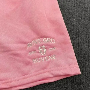 กางเกงขาสั้นผู้ชายทำจากผ้าขนสัตว์โพลีเอสเตอร์สีทึบปักลายแบบลำลอง100% จำนวนมากมีสายรัดเอวยางยืดใส่สบาย - Product Image 2