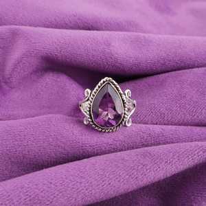 Anillo de Plata de Ley 925 con Amatista, Joyería Hecha a Mano con Gema en Forma de Pera y Baño de Rodio, Regalo Cristiano para Boda - Product Image 1