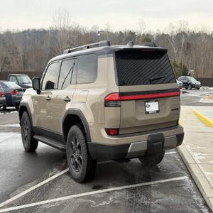 Lexus GX 550 Overtrail+ 2024 NEUF - Product Image 3