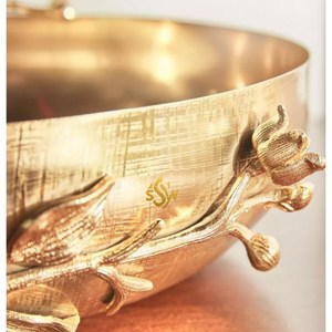 Tazón para servir de Chocolate de Metal de latón decorativo de tendencia elegante que sirve comida deliciosa y postre plato de exhibición de dulces de aspecto real - Product Image 3