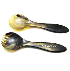 Vente chaude cuillère à salade en corne de buffle brillant serveur de salade couverts pour les fêtes ustensiles de cuisine fabriqués en Inde par adresse artisanat - Product Image 1