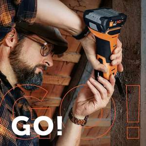 Herramienta Multiusos Inalámbrica Starlock Max MultiMaster AMM 700 AS con Batería de 4 Ah, Fuente de Alimentación QuickIn, Bolsa de Nailon para Construcción y Renovación de Interiores - Product Image 1