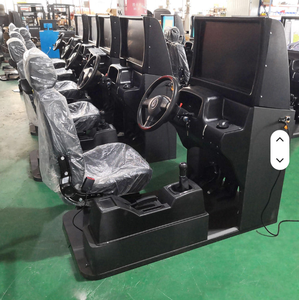 Macchina da Gioco con Simulatore di Corse Auto, Cockpit con Luci Lampeggianti, Materiale Plastico, per Parchi Divertimento e Centri di Intrattenimento Familiare, 2 Giocatori - Product Image 2